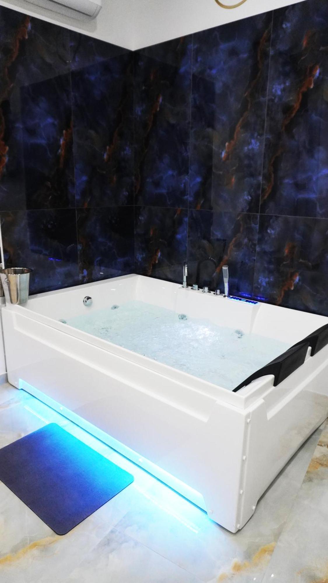 Da Tonino Luxury Apartments Napoli Ruang foto